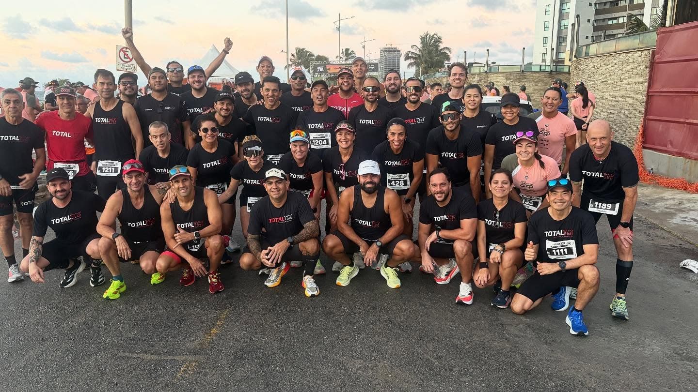 Atletas da Total Tri em prova de triathlon